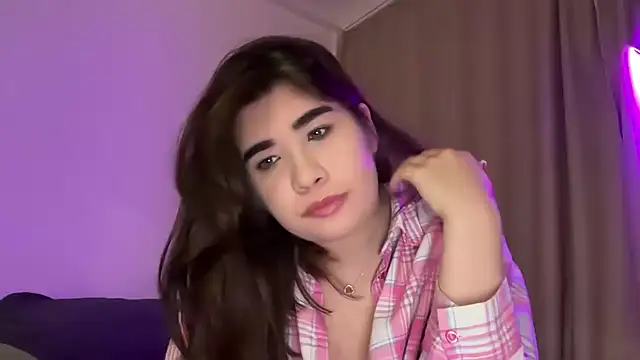 enyazhe online show from November 30, 2025, 2:32 pm