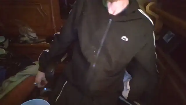 zipman92 online show from December 22, 2025, 5:54 pm