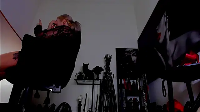 Snapshot of demisweet chatting on February 13, 2026, 5:58 am demisweet online show from February 13, 2026, 5:58 am