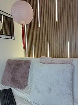 MylaDreams online show from February 24, 2026, 3:37 am