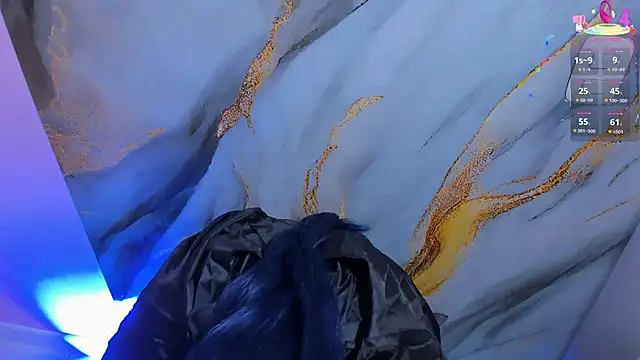 hinata dolly online show from October 31, 2025, 11:00 am