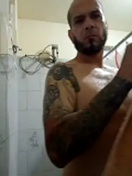 Snapshot of amircar12 chatting on April 15, 2026, 10:43 pm amircar12 online show from April 15, 2026, 10:43 pm