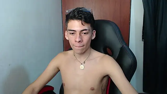 Rimuru17 online show from April 7, 2026, 4:35 am