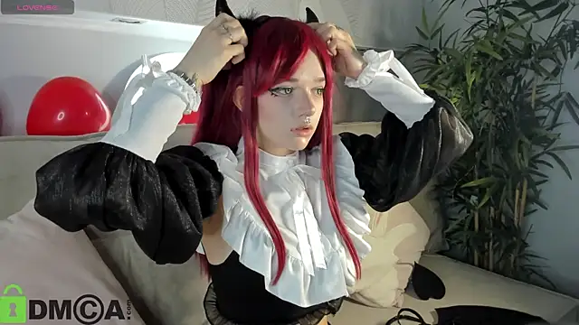 Molly Platt online show from February 12, 2026, 9:26 am