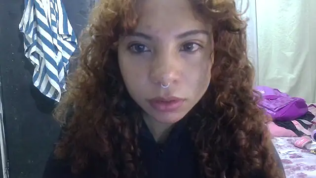 VioletV online show from May 27, 2026, 12:29 am