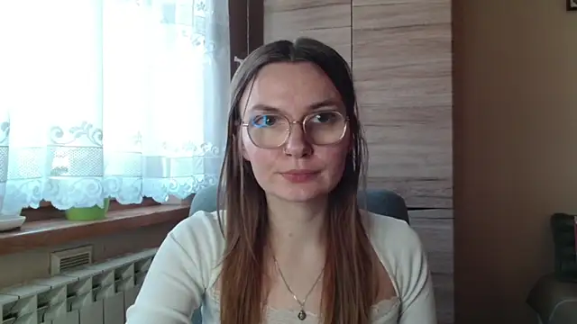 LooveELLYx online show from November 5, 2025, 2:39 pm