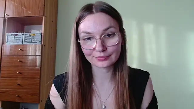 Snapshot of LooveELLYx chatting on March 2, 2026, 3:19 pm LooveELLYx online show from March 2, 2026, 3:19 pm