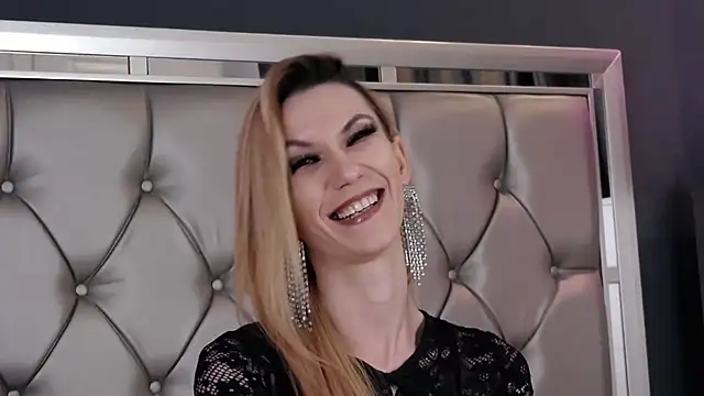 MayaHale online show from March 19, 2026, 12:09 pm