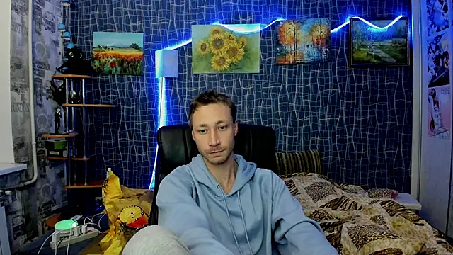 CuteBoy228 online show from December 15, 2025, 9:08 pm