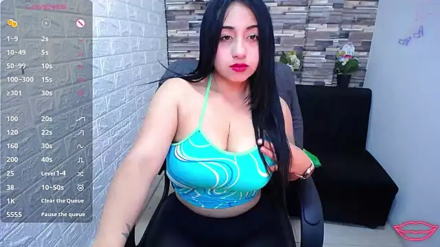 isabelsaenzxx online show from September 24, 2025, 12:30 pm