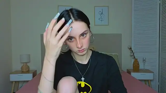 Snapshot of Little_moly999 chatting on October 17, 2025, 9:06 pm Little moly999 online show from October 17, 2025, 9:06 pm