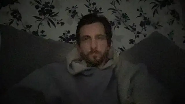 Big8inchUncutCock online show from April 6, 2026, 7:31 am