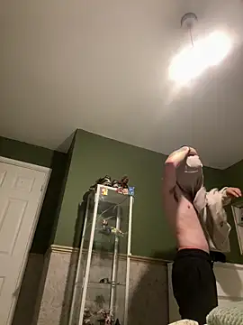 ukboy4cheap online show from May 12, 2026, 9:56 pm