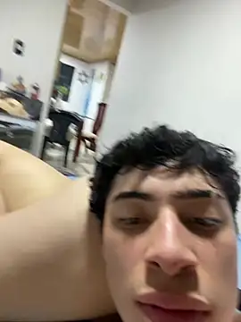 Snapshot of slowberv chatting on April 10, 2026, 5:12 am slowberv online show from April 10, 2026, 5:12 am