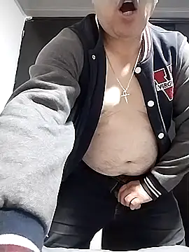 Snapshot of BigCristh79 chatting on September 22, 2025, 6:43 pm BigCristh79 online show from September 22, 2025, 6:43 pm