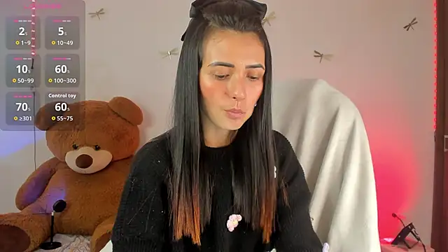 princessluna 19 online show from October 18, 2025, 9:15 pm