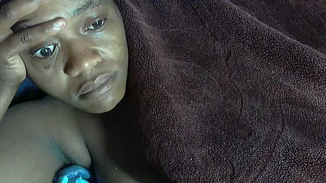 Snapshot of sexythae32 chatting on September 23, 2025, 2:25 am sexythae32 online show from September 23, 2025, 2:25 am