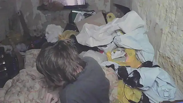 makarov1993 online show from April 6, 2026, 4:46 am