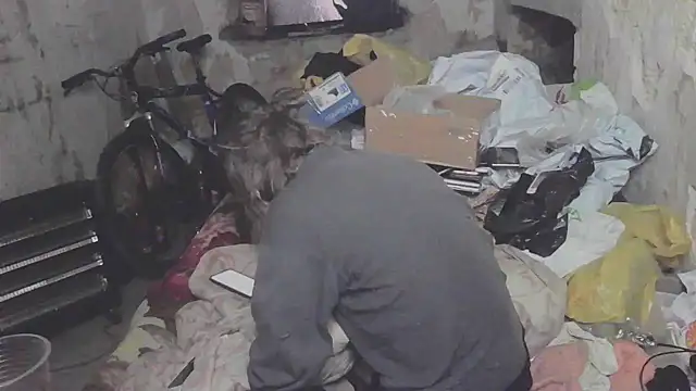 makarov1993 online show from May 14, 2026, 9:27 am