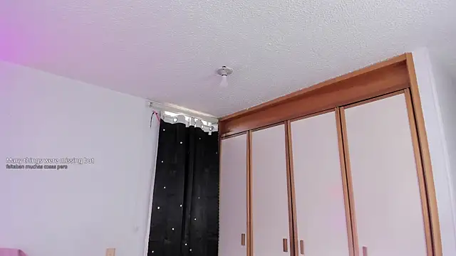 Snapshot of Londonttipton chatting on October 3, 2025, 3:31 pm Londonttipton online show from October 3, 2025, 3:31 pm