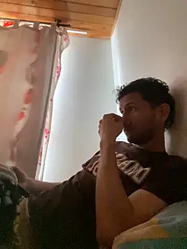 Michaell Spinelly online show from December 2, 2025, 8:26 pm