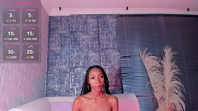 NathalyLeen online show from October 11, 2025, 8:18 pm