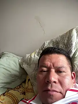 Manu0586 online show from July 18, 2026, 10:13 pm