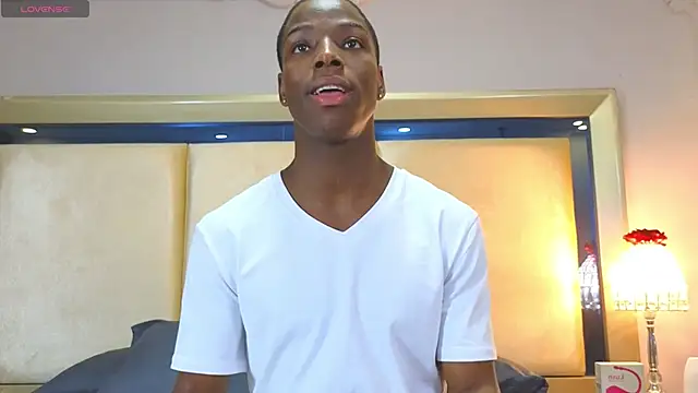 CharlesBrown  online show from October 20, 2025, 12:16 pm