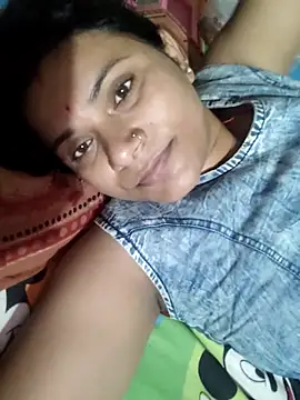 couple 71 online show from June 3, 2026, 3:53 am