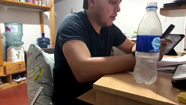 Haustin202 online show from November 13, 2025, 11:47 pm