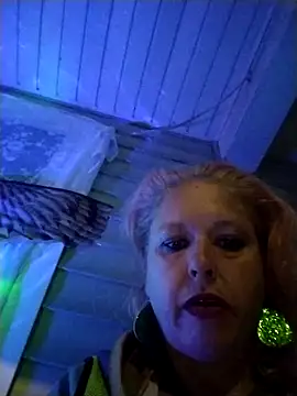 Snapshot of anonymity_awaits@xh chatting on September 28, 2025, 3:56 am anonymity awaitsxh online show from September 28, 2025, 3:56 am