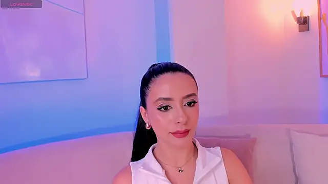 IsabellaMoreau online show from September 23, 2025, 6:55 pm