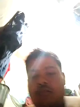 CatchingBouquet online show from October 12, 2025, 9:47 pm