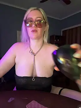 Granlady7 online show from February 27, 2026, 2:33 am