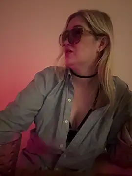 Granlady7 online show from March 24, 2026, 6:07 am