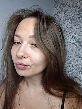 Olivia OliV online show from June 30, 2026, 1:17 am