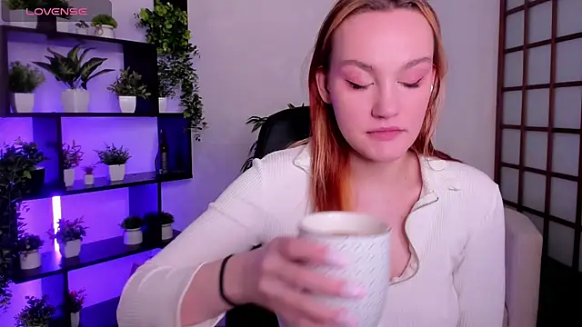 Snapshot of Ida_FaneStain chatting on February 8, 2026, 2:04 am Ida FaneStain online show from February 8, 2026, 2:04 am