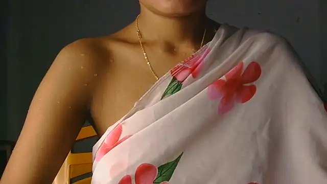 Snapshot of Aarti_misty71 chatting on July 12, 2026, 6:04 am Aarti misty71 online show from July 12, 2026, 6:04 am