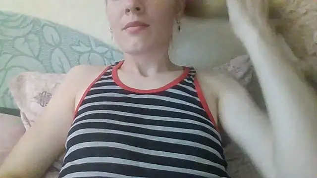 JayeTyler online show from June 27, 2026, 12:22 pm
