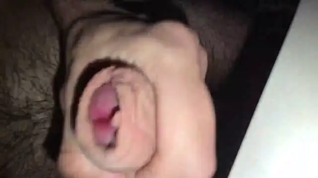 Snapshot of Cubik980 chatting on November 11, 2025, 11:38 pm Cubik980 online show from November 11, 2025, 11:38 pm