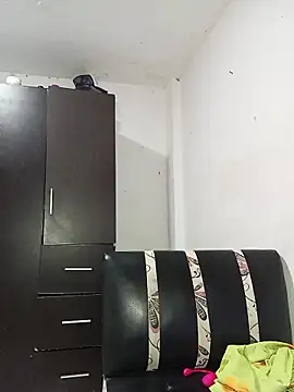 paisita122 online show from March 8, 2026, 4:16 am