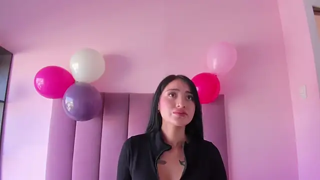 violet myerrs online show from November 8, 2025, 1:44 pm