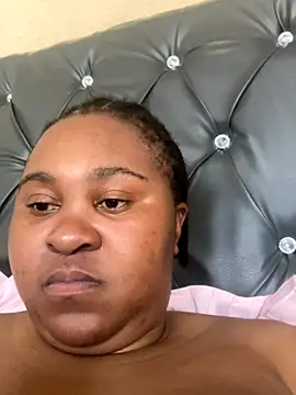 Snapshot of ChubbyAssyiyer chatting on October 27, 2025, 9:57 am ChubbyAssyiyer online show from October 27, 2025, 9:57 am