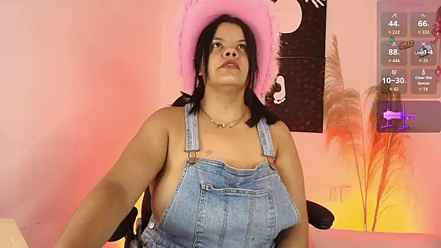 Snapshot of Iamlola_ chatting on September 27, 2025, 3:44 am Iamlola online show from September 27, 2025, 3:44 am