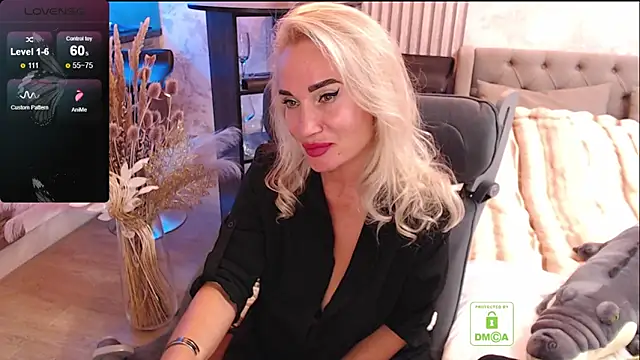 FreeBerryMILF online show from April 4, 2026, 9:23 pm