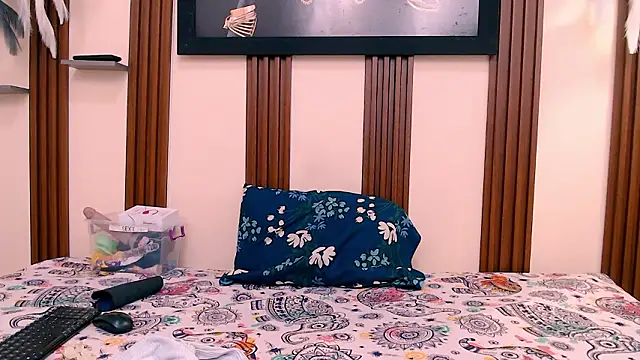 kimberly18cute online show from February 3, 2026, 1:04 am