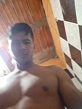 piterrr hot online show from December 22, 2025, 12:13 pm