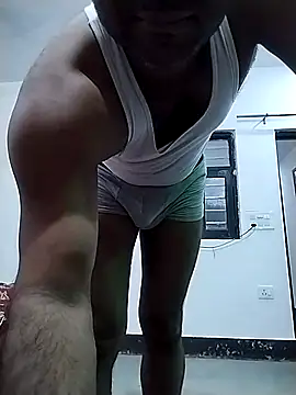 Dickdelhi online show from September 16, 2025, 2:18 pm