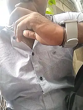 Dickdelhi online show from October 6, 2025, 6:00 am