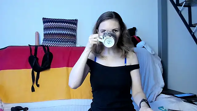 Katherine Twilight online show from December 15, 2024, 7:13 am